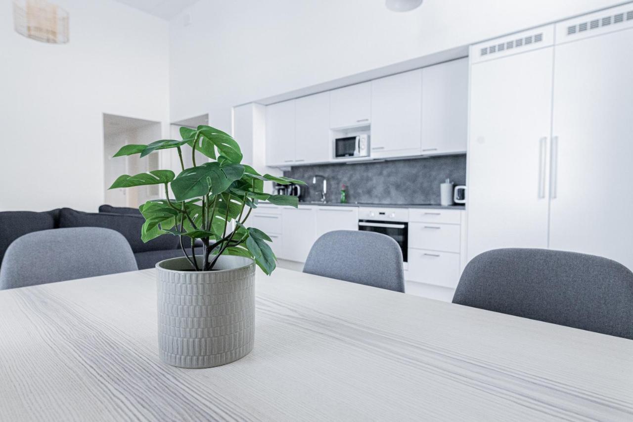 Sleepwell Apartments Malaga With Private Sauna And Parking Helsinki Exterior photo